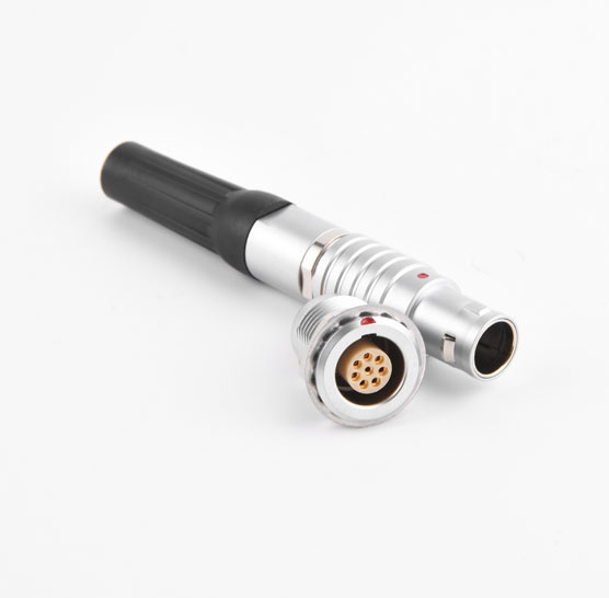航空連接器的尾部附件要擰多緊？