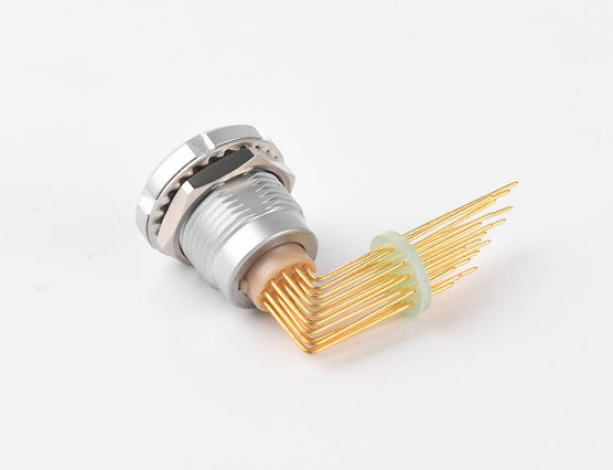 哪些設(shè)備上需要用到PCB板接航空插頭？